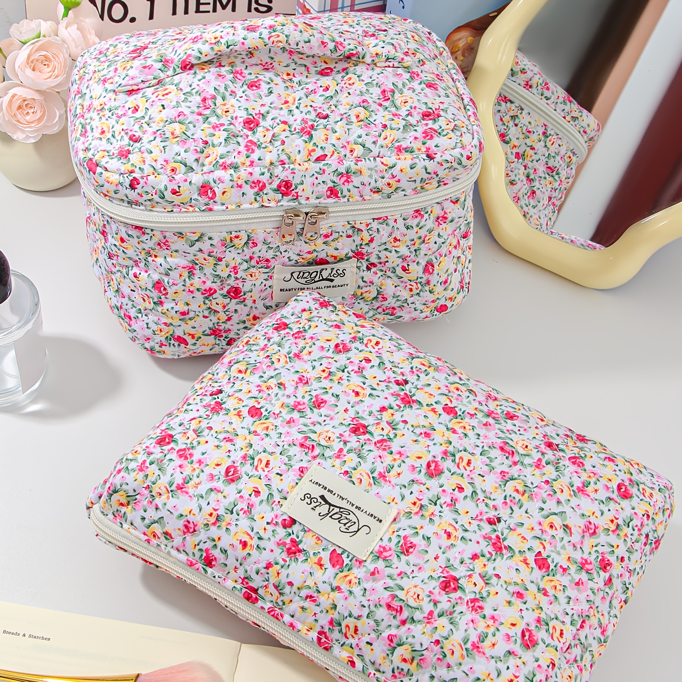 -style Colorful Floral Cosmetic Bag, Made of Polyester with a Zipper Closure. Large Size Tote Bag/toilet Bag, Cute and Stylish Design. Can Hold Cosmetics, Toiletries, Etc. Suitable for Home, Dormitory, Travel, Etc. Multifunctional Cosmetic Bag.