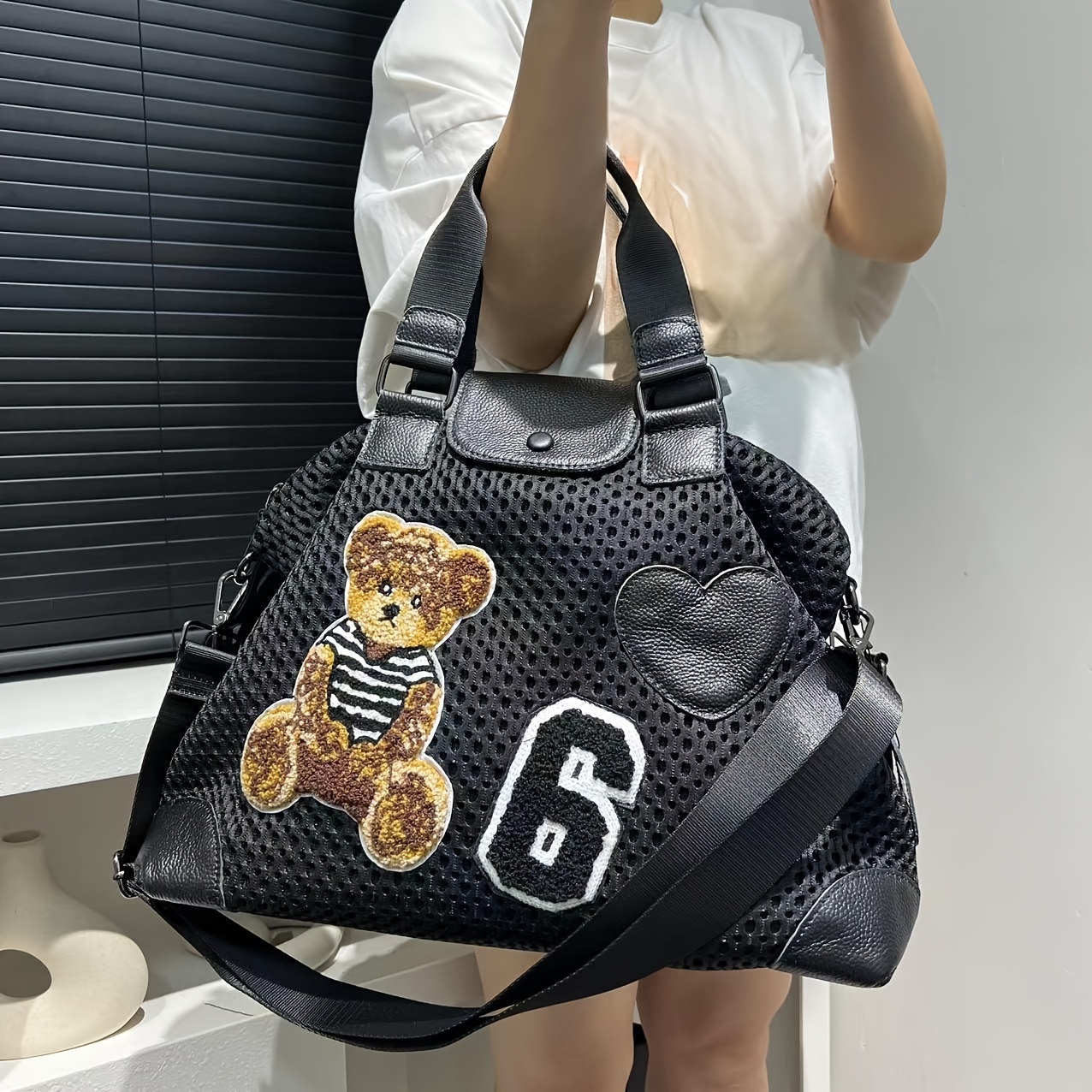 

Sac à main en de mode féminine, grande , tote de voyage patchwork avec aléatoire, sac à main casual pour les vacances, noir, nylon, lavable à ou