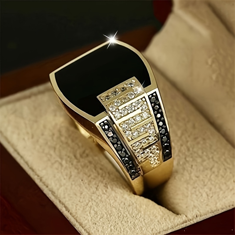 

1pc, Golden Wide Face Men's Ring, Set With Black Zircon Men's Ring, Fashionable Hip-hop Ring