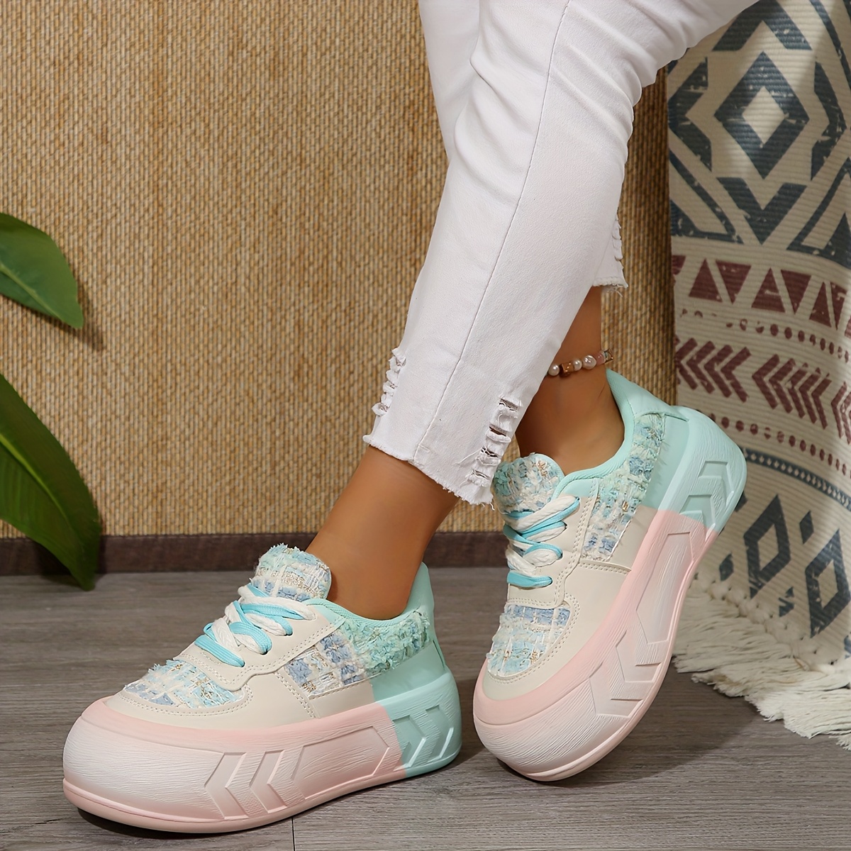 

Women's Gradient Color Casual Sneakers, Sole Low Top Lace-up Shoes, All- Footwear With Plain Toe, Upper, Fabric Inner & Insole, Sole - Hand Washable