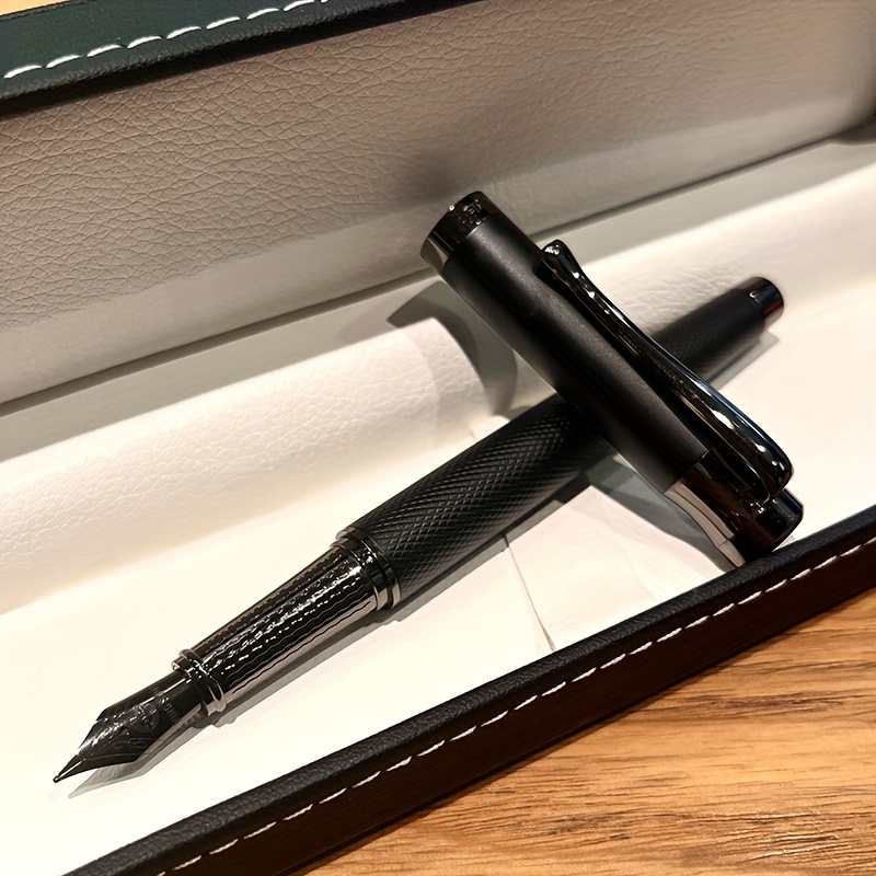 

1 stylo de bureau élégant Yongsheng noir et vert en métal - design ergonomique, pointe fine, fermeture à clip, cadeau premium pour bureau professionnel, style élégant | Prise en main confortable