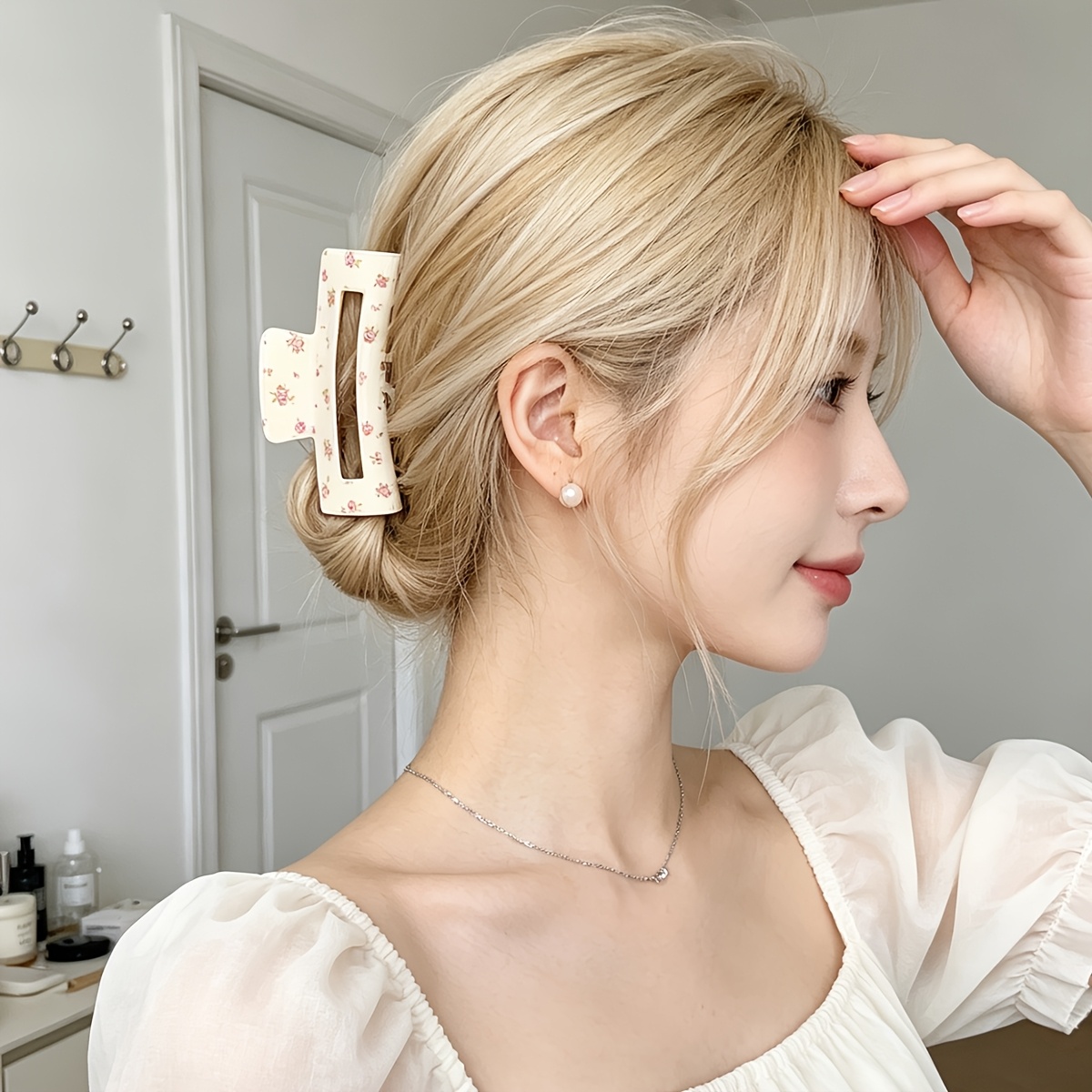 Cream White Rose Floral Hair Claw Clip, Strong Hold