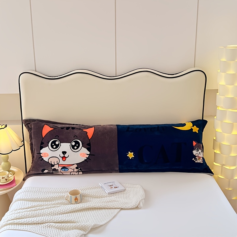 cartoon dog print plush pillowcase soft flannel polyester zippered closure machine washable     ideal for couples bedroom decor Product details 7