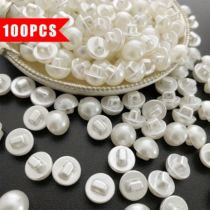 E-shop 100 Stk./1 cm * 1 cm Halbkreis Pilzform Quadratischer Schaft Effekt Verschiedene Dekorative Ergänzungen Weiße Knöpfe zum Öffnen von Hemdärmeln