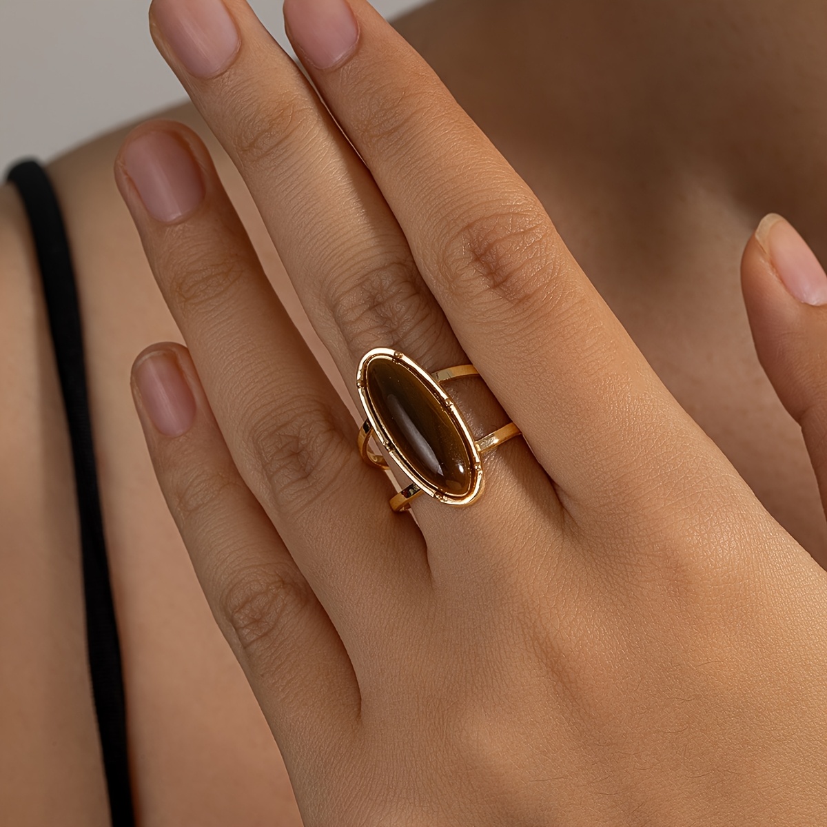 TEMU Fashionable And Personalized Y2k Acrylic Oval Ring Hollow Open Women's Ring Daily Versatile