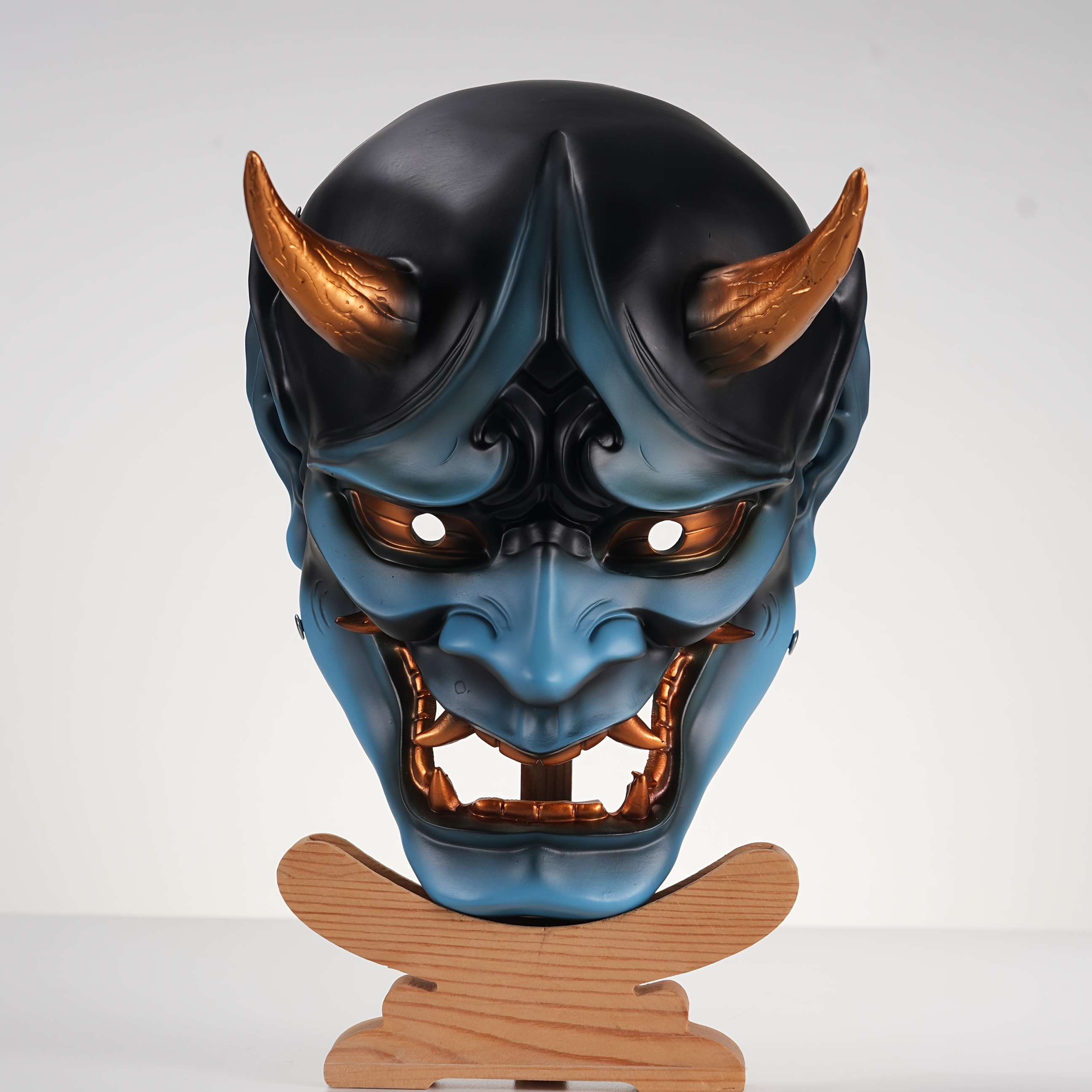 TEMU Men's Cosplay Resin Craft Mask - Cool & Style, Abs Material, Halloween, Christmas, Easter, Home Parties & Haunted Houses, Party Accessory |