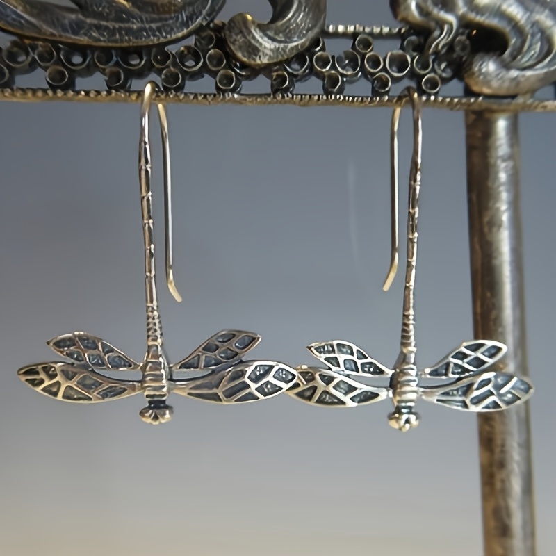 TEMU 1 Pair Of Fashionable And Retro Dragonfly Pendant Earrings. The Fashionable Animal Romantic Pendant Is A Wedding Jewelry Gift And A For Her