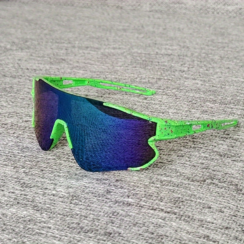 

1pc Kids Sports Glasses For Boys - Stylish Graffiti Design, Polarized Pc Lenses, Uv Protection, Ideal For Running And Everyday Wear