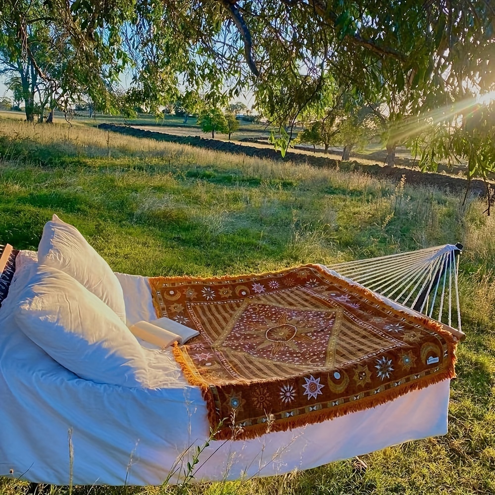 

Couvre-lit bohème en fil : Couvertures de loisirs pour canapé avec pompons - Convient pour le camping et toutes les