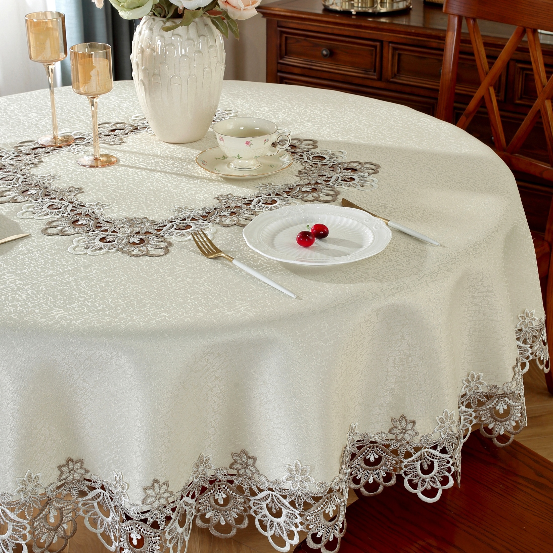 

Embroidered Tablecloth -tone - -, 100% For Dining, Kitchen, And Decor - For Parties, Weddings, - In Multiple (35.4", 53.1", 59.1", 70.9")