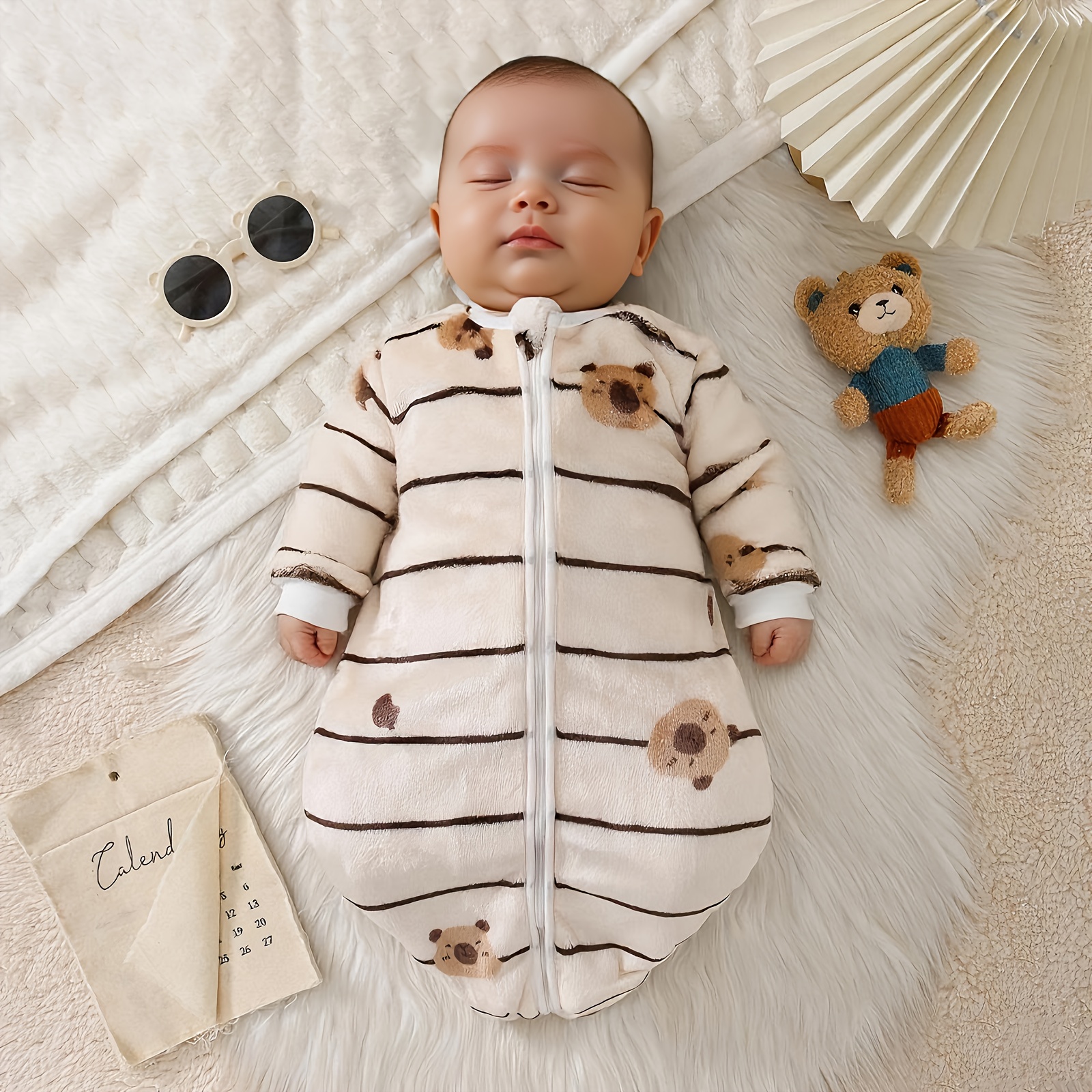 Image of Baptism Gift And Robe, Children's Striped Capybara Long-sleeve Flannel With Zipper And Hidden Zipper, Warm And Kick-proof For Autumn/winter, Soft And Comfortable