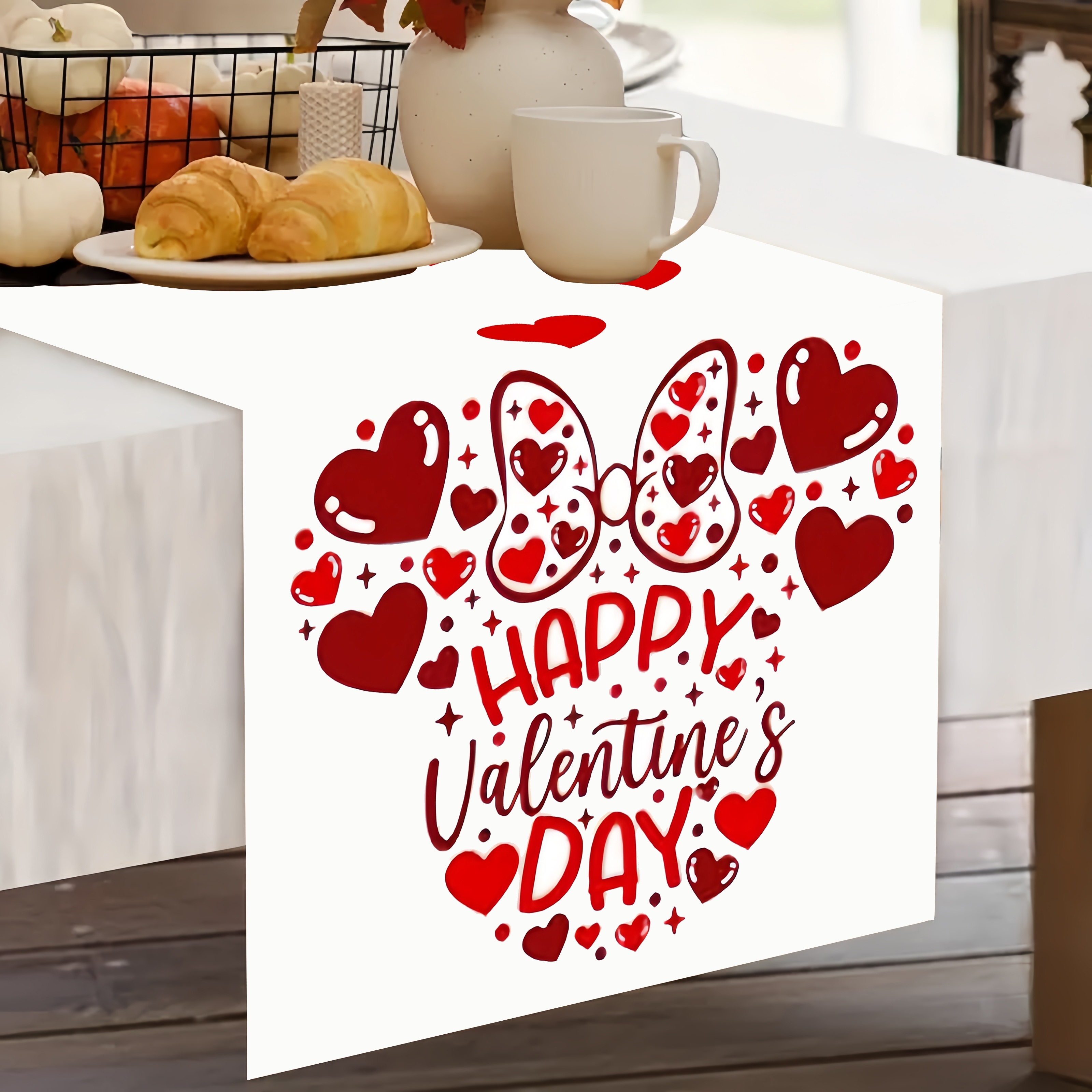 

Valentine's Day Polyester Table Runner - Rectangle Woven Tablecloth Mouse , Machine Washable, Fade Resistant For Dining Room Kitchen Decoration