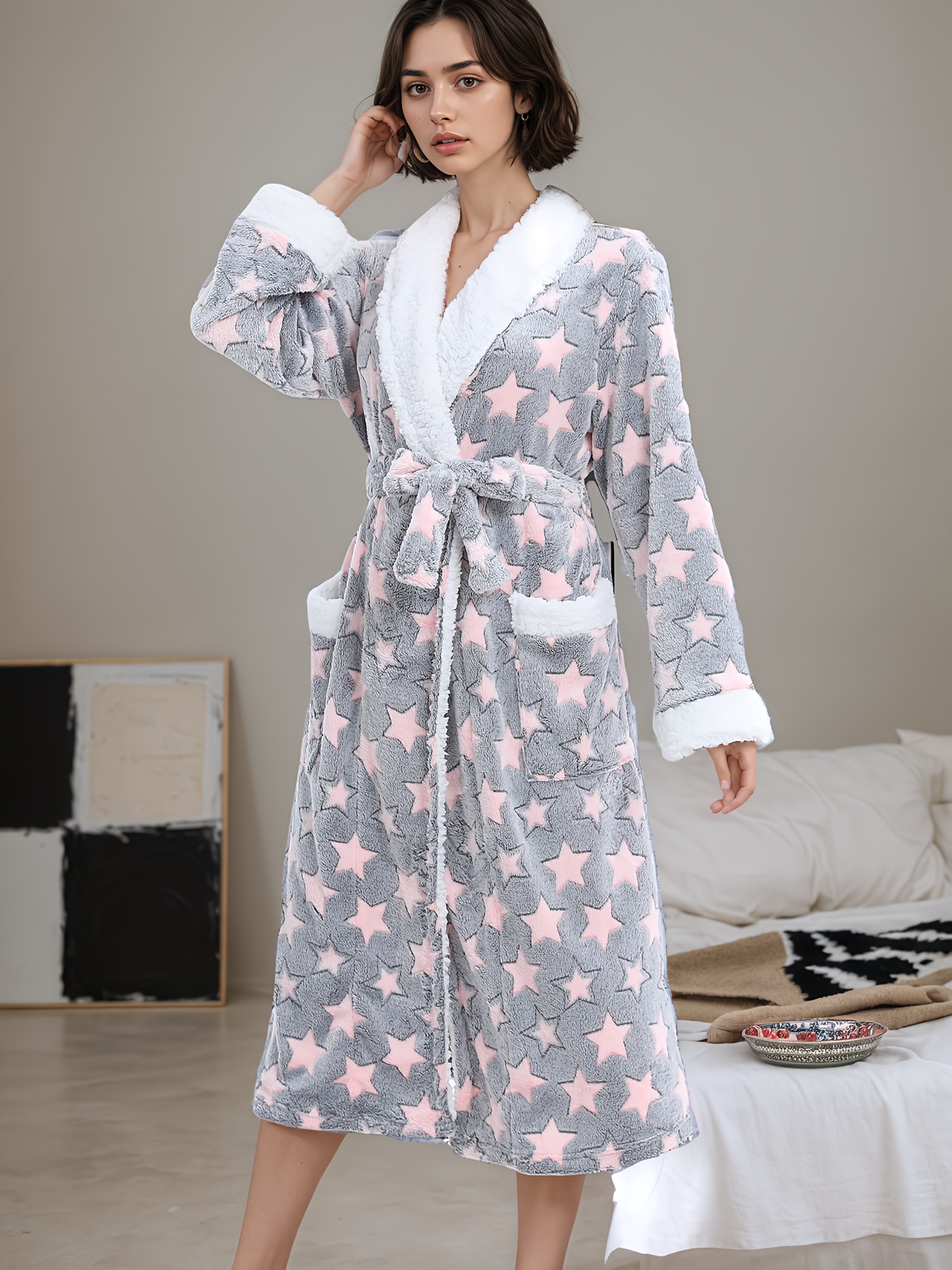 Casual Allover Star Pattern Fleece Thickened Night Robe For Fall & Winter, Long Sleeve Lapel Collar Robe With Pockets, Women's Sleepwear & Dresses