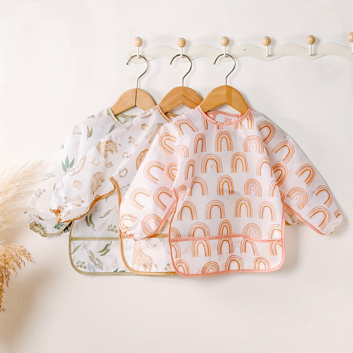 1pc Long Sleeve Feeding Bibs for 0-3 Years Old - Washable Polyester Burp Cloth with Vibrant Orange & White Pattern, Easy Hook & Loop Closure, Perfect for Messy Meals, Mess-Free Eating | Playful Design | Durable Fabric, Bibs for Little Ones