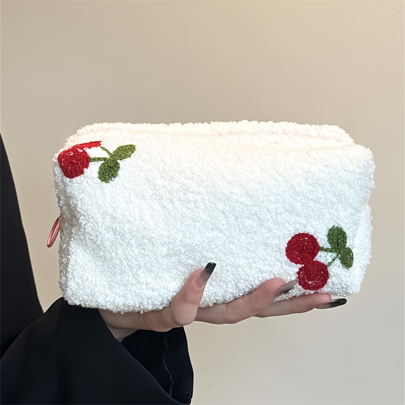 E-shop Süße Kirschförmige Kissen-Organizer – Große Kapazität, Niedliche Reißverschluss-Makeup-Tasche für Hautpflege & Reisen, Tragbarer Kissenbezug