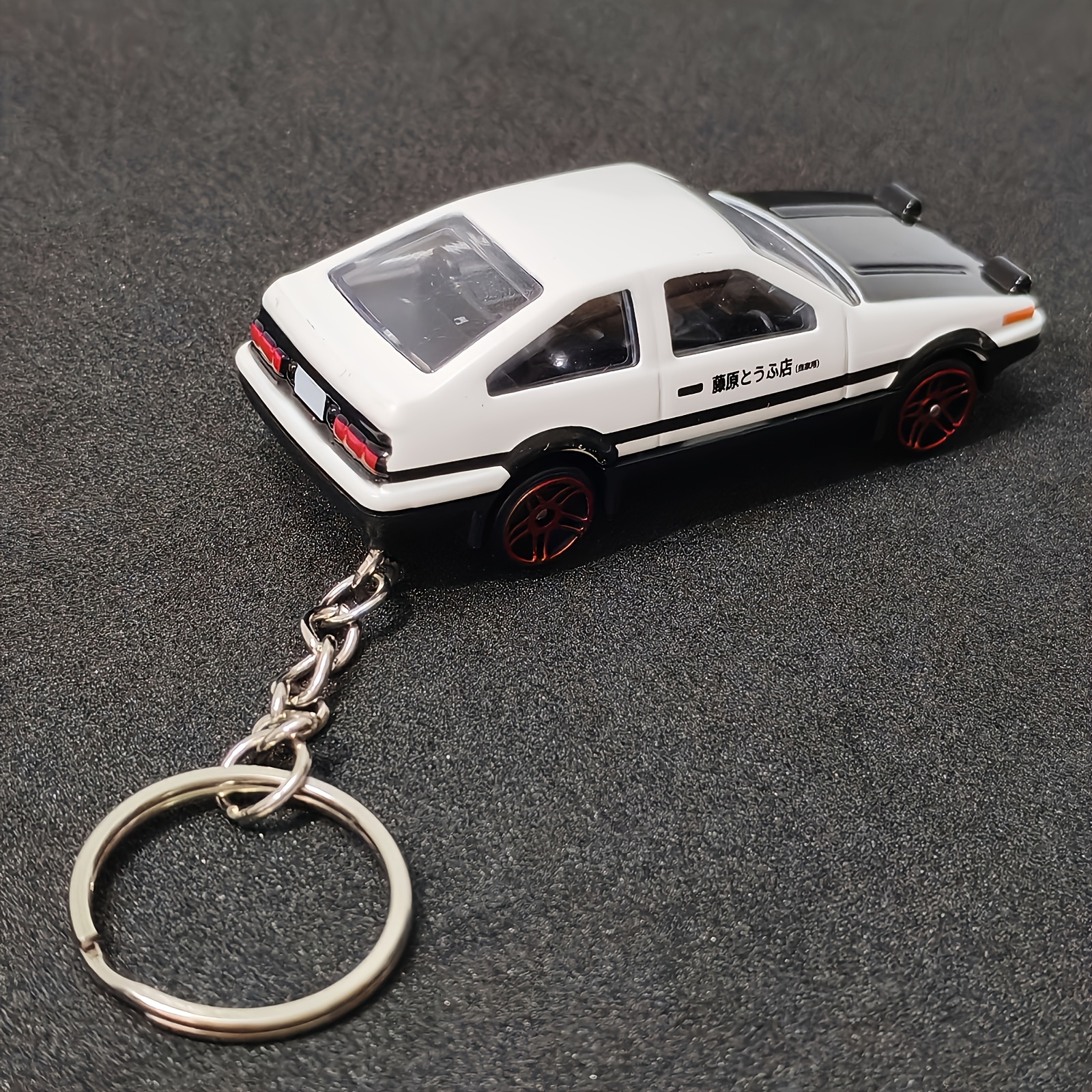 

Vintage-style Scale Die-cast Car Model Keychain - Collectors, Backpack Charms & , Best For Christmas