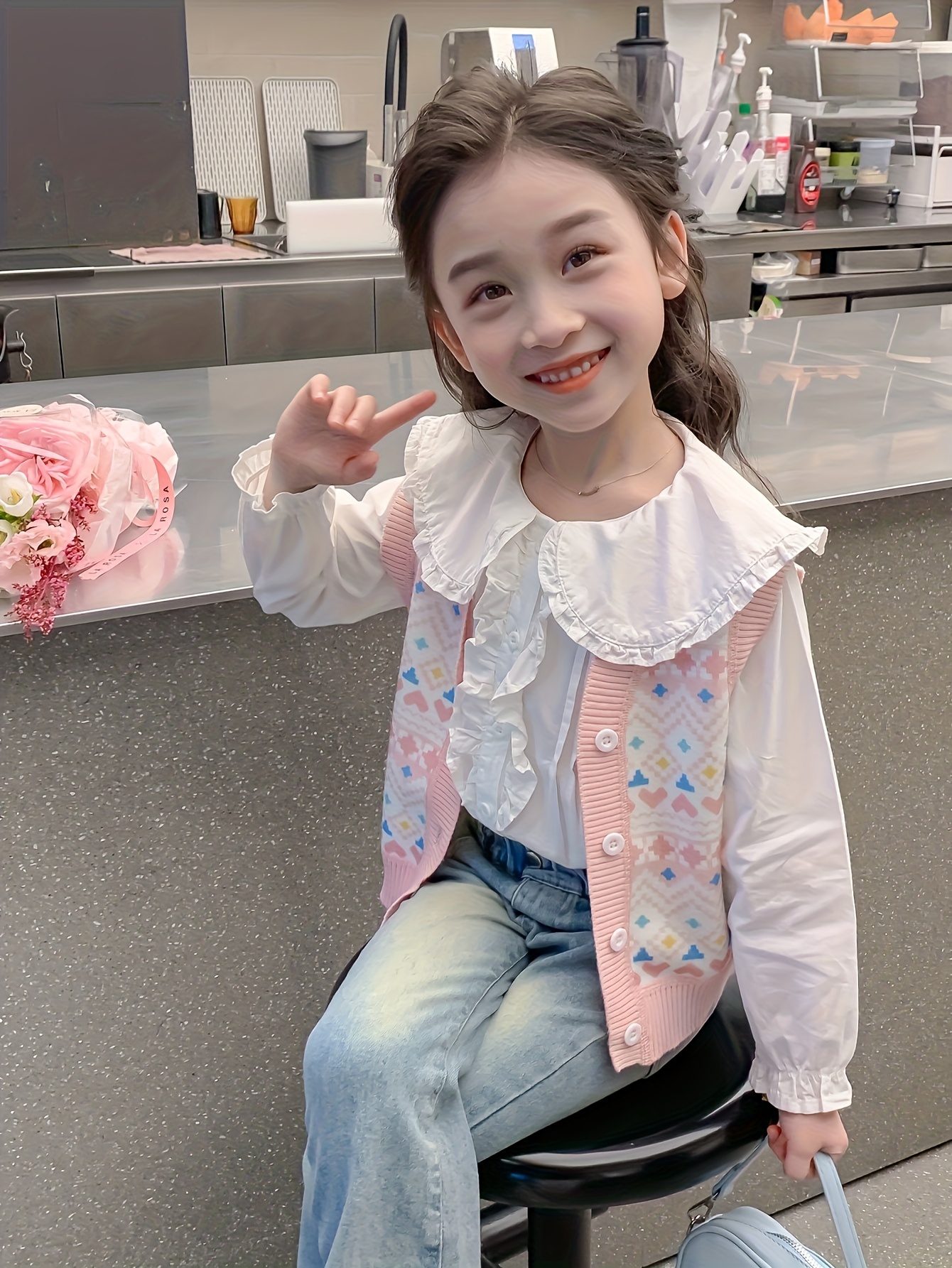 boys and girls' bowknot duck jacquard knitted vest for spring and