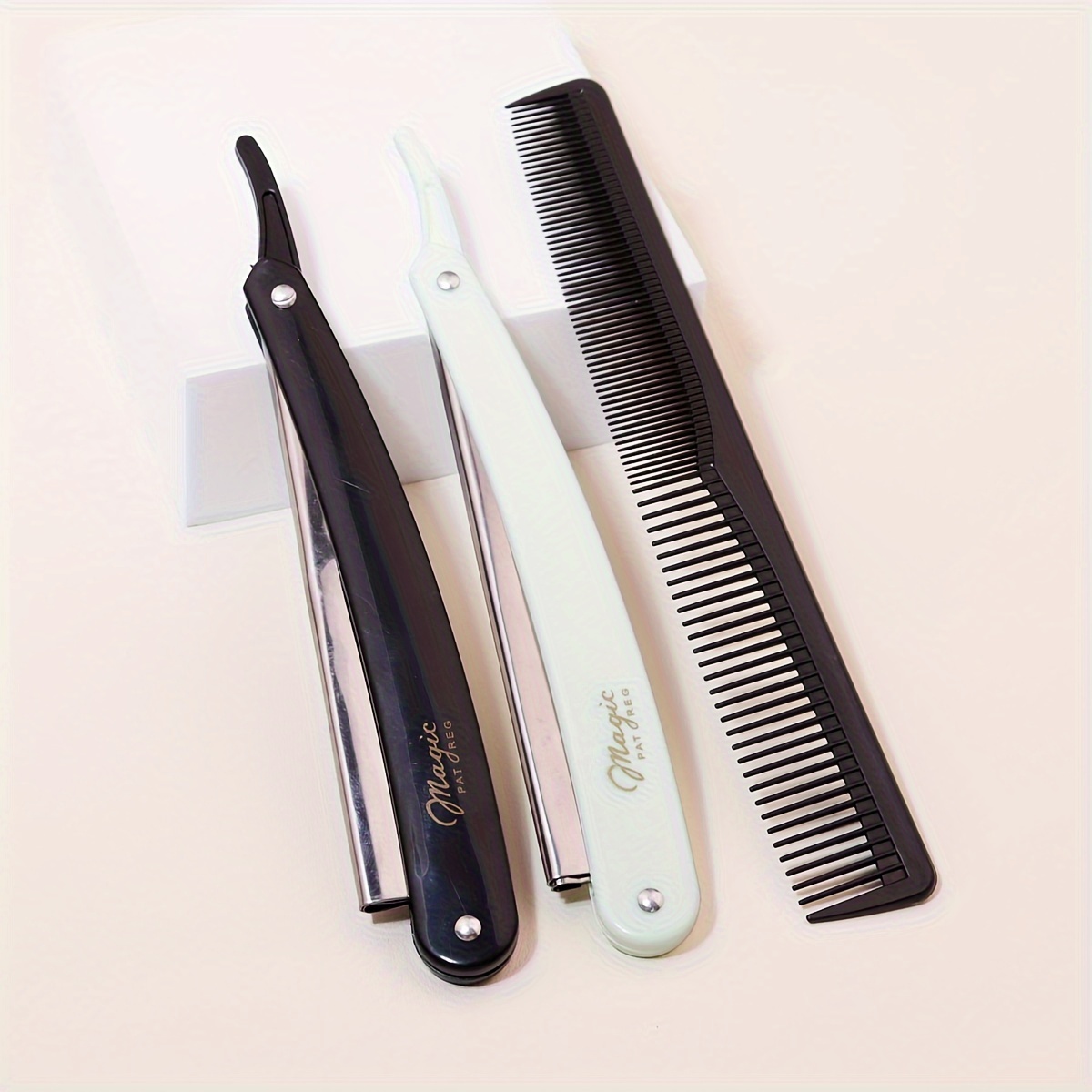 

2pcs Hair Grooming Set: Folding Safety & Dual-sided Comb, Fragrance- Hair Types