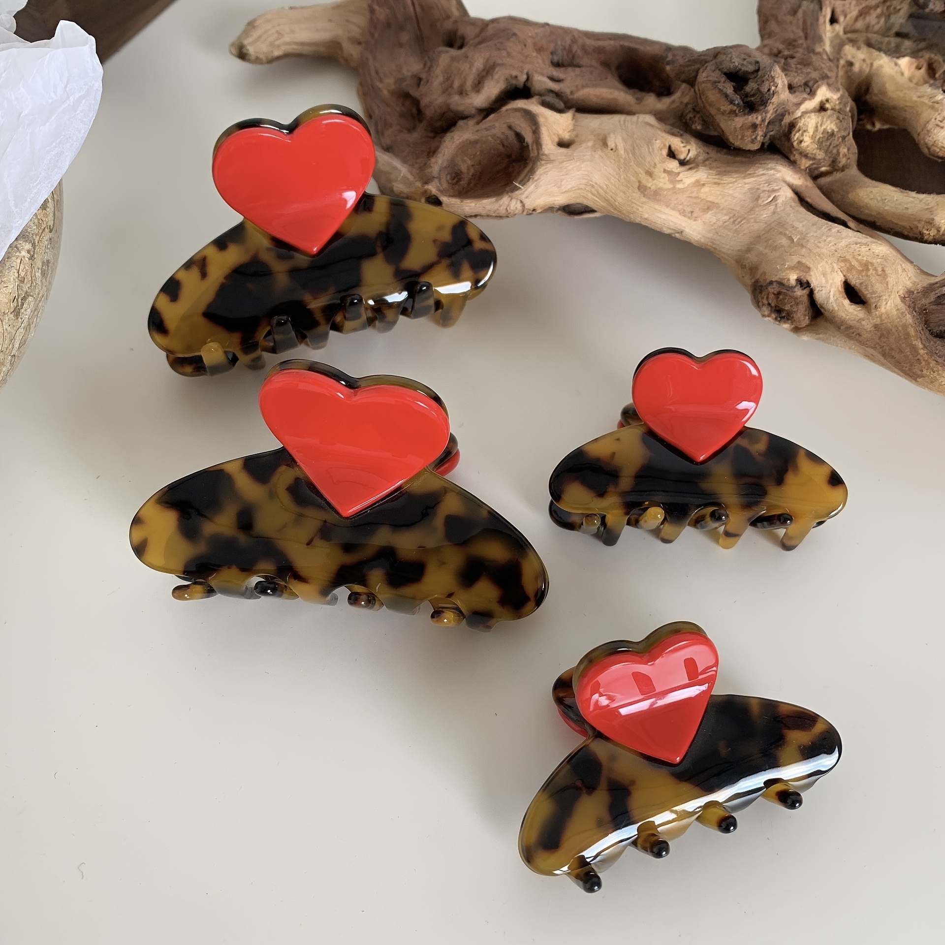 

Pince à cheveux décorative en forme de cœur avec imprimé léopard, pince à cheveux élégante pour femmes et usage quotidien, accessoire pour la Saint-Valentin