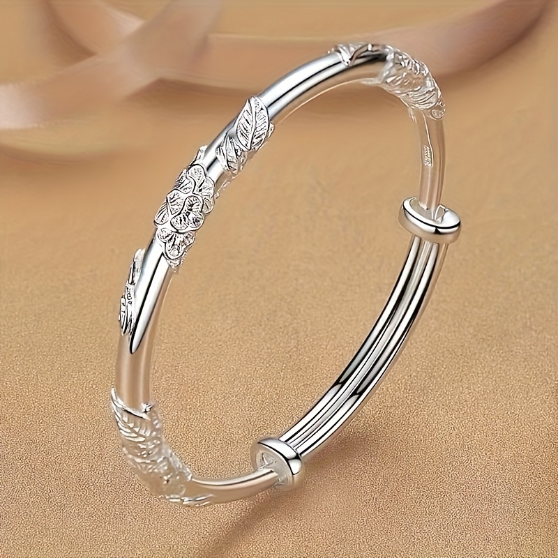 

Ladies Elegant Style 925 Sterling Silver Bracelet - Silver Plated, Adjustable, Gem-free Setting - Wear And Parties