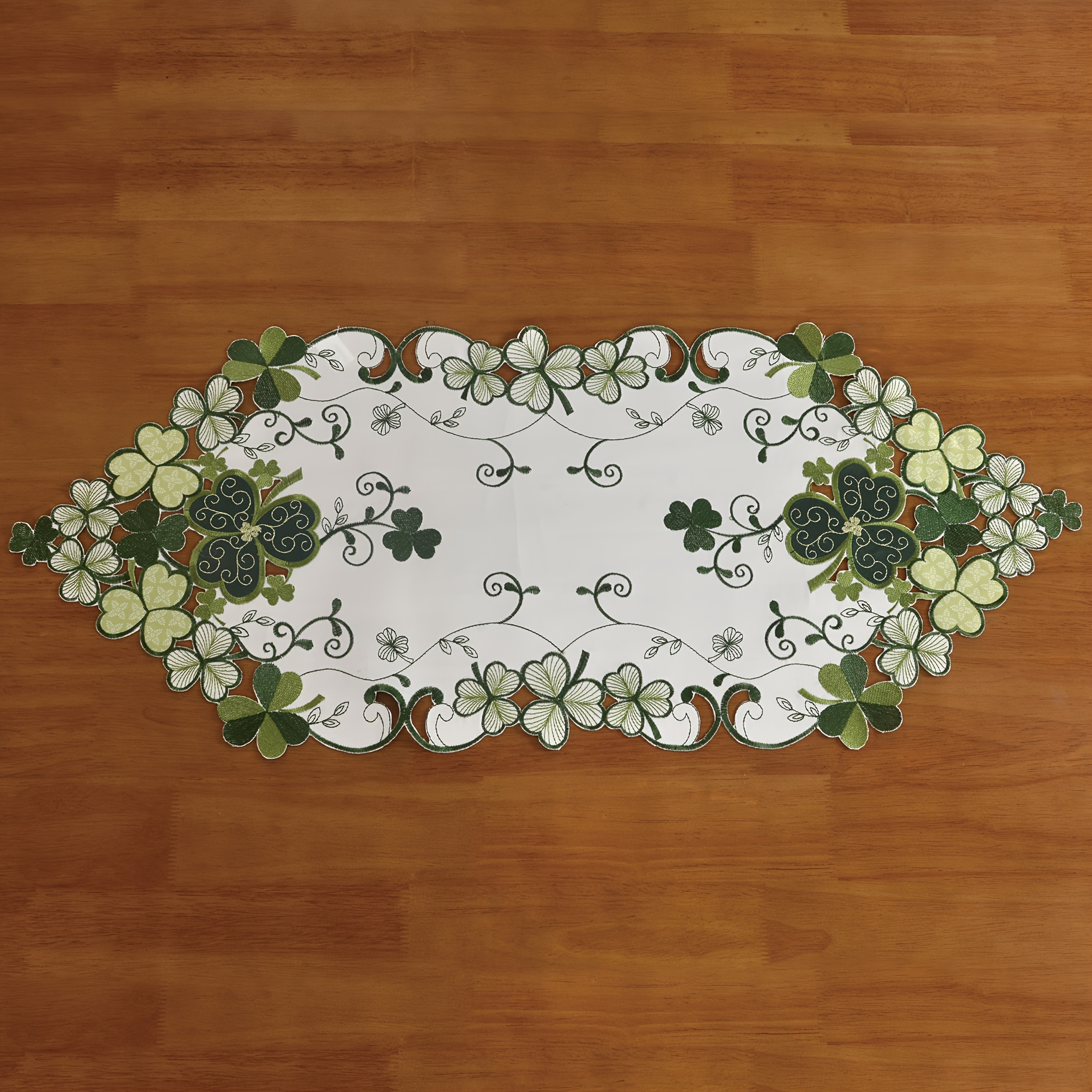 Image of 's Day Irish Clover Tablecloth, Embroidered Clover, 's Day Party Decoration, Suitable For Kitchen/dining Room/living Room/bedroom/spring Festival Desktop Decoration