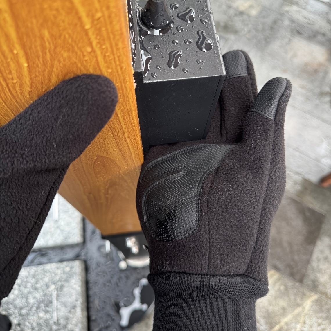 thickened work gloves electrically heated gloves built in battery heating to   adjustable temperature washable hand protection safety work gloves for industrial construction carpentry winter promotions winter clearance Product details 12