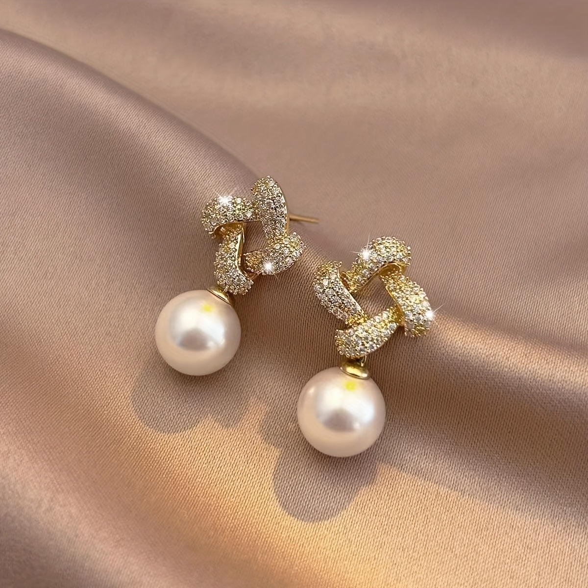 Vintage Gentle and Elegant Irregular Ear Studs for Daily Wear and Date Occasions