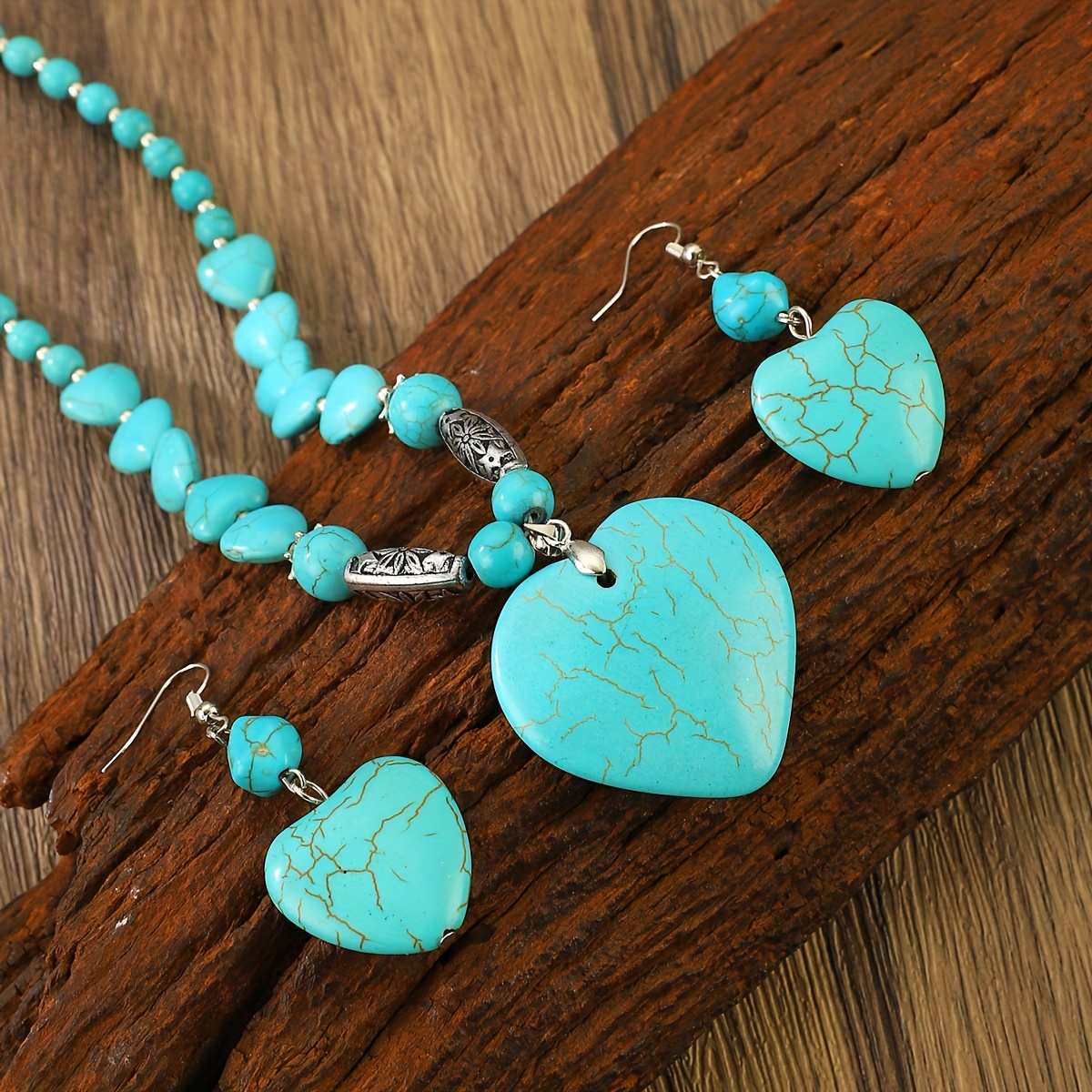 

Bohemian Indian-inspired Turquoise Heart Necklace And Earrings Set - Perfect For Festive Occasions And Year-round Wear