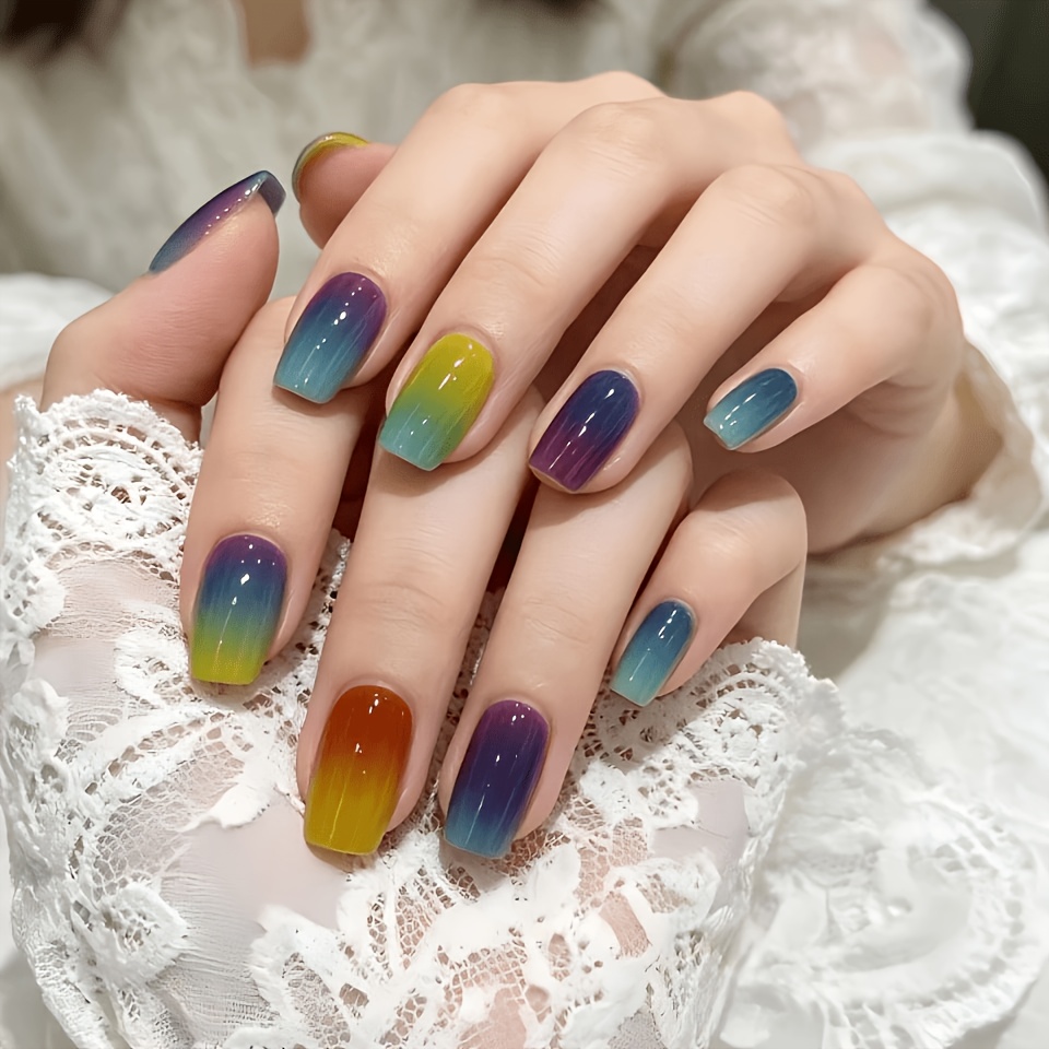 TEMU Faux Ongles Carrés Moyens à Coller, Design Mélange Gradient Multicolore, Élégant Premium, Polyvalent et Décontracté, 12 Tailles (Kit d'Outils