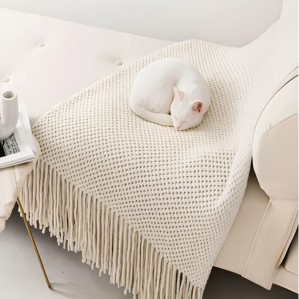 TEMU Beige And Khaki Fringe Throw Blanket, Lightweight And And Summer Gift Blanket For Travel, Home Decor, And Everyday Use