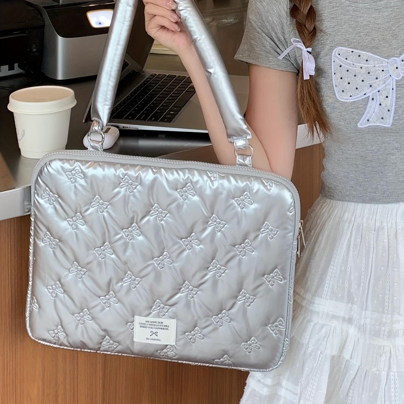 TEMU Silver Quilted Ballet-inspired Laptop Messenger Bag With Bow Detail, Polyester Fiber, Compatible With Macbook 13/14 Inch And 15/15.6 Inch, Notebook Computer Shoulder Bag