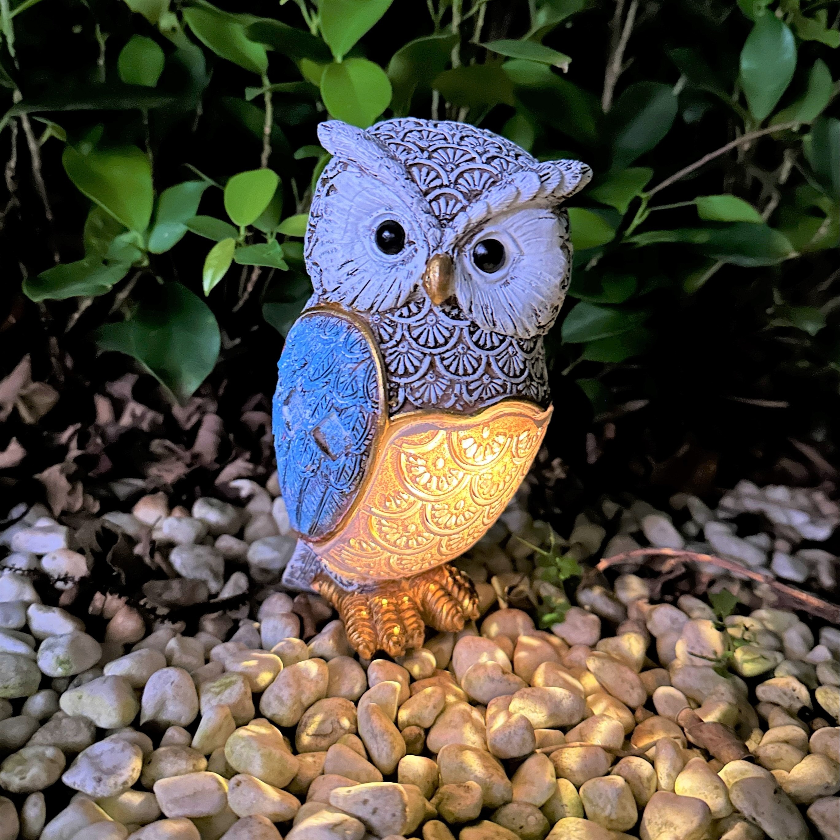 

1pc Wrought Iron Hollow Projection Owl Resin Solar Lantern, Suitable For Garden, Courtyard, Lawn, Doorway, Pond, Balcony, Window Sill, Special Gift For Friends On Holidays