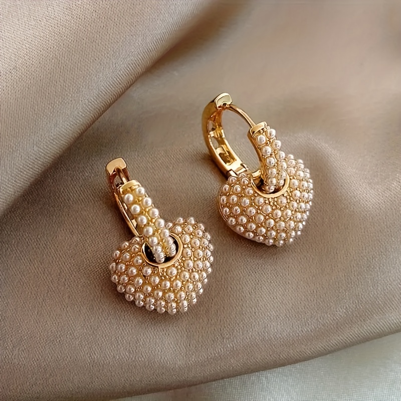 

- Accessories And Jewelry