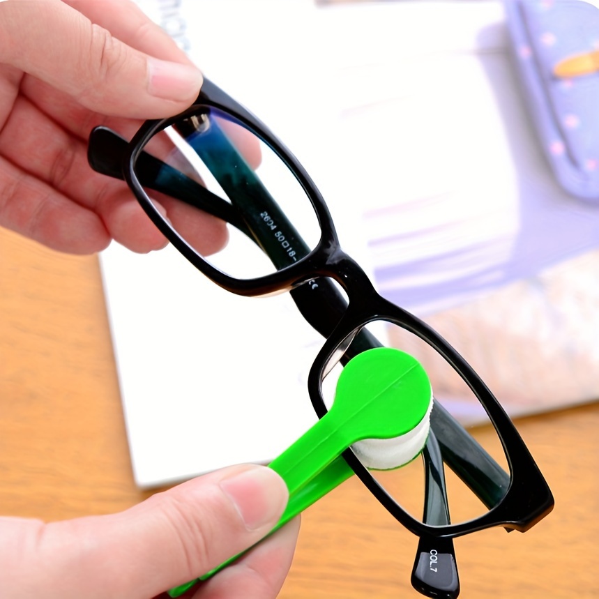 

4pcs Eyeglass Cleaning Kit: Microfiber Cloth, Brush & More - Lenses, No , Portable Design