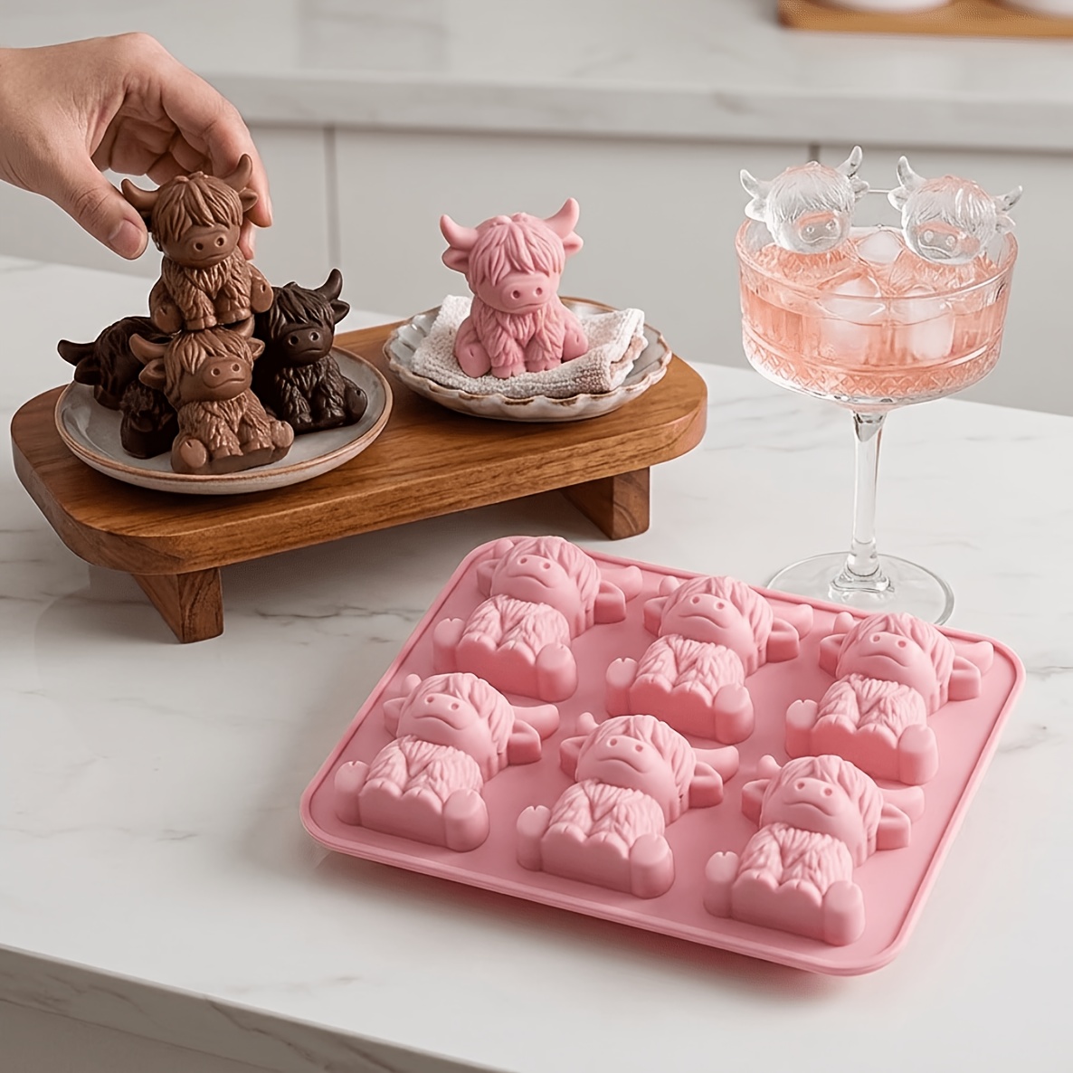 TEMU 1pc Cute 3d Highland Cow Cube Of Ice Silicone Molds, Durable And Easy To Release, Cartoon Alpaca Cube Of Ice Molds, Suitable For Whiskey,