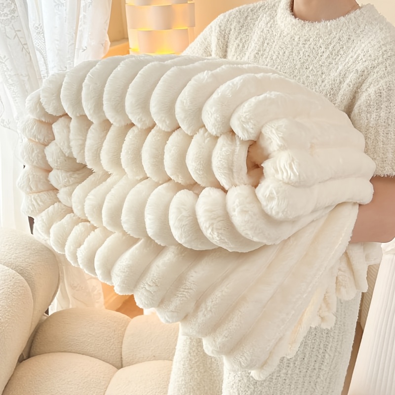 Thickened Blanket, Soft and Comfortable Faux Rabbit Hair