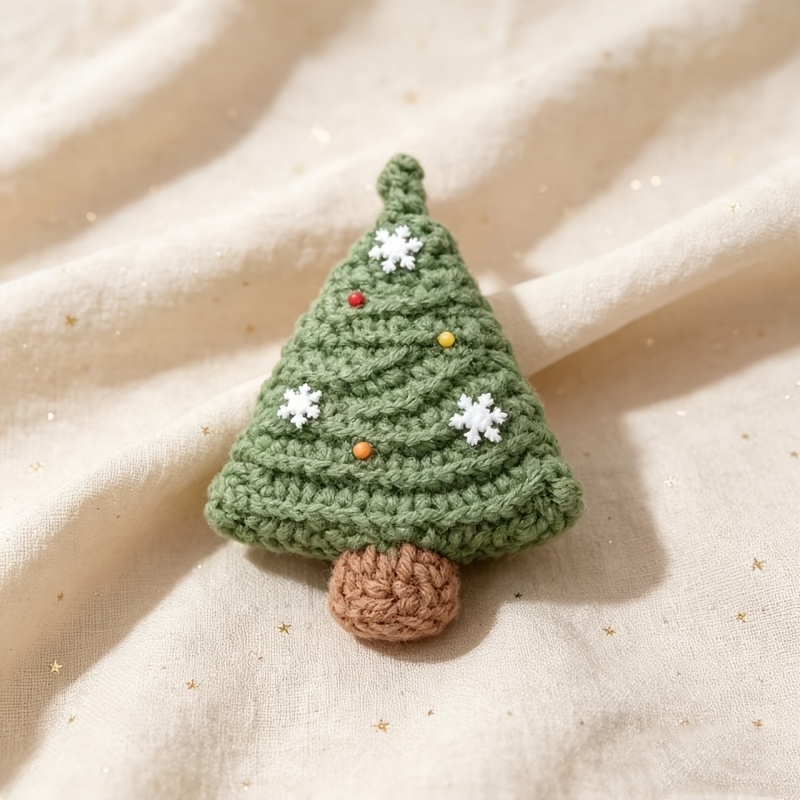 TEMU 1pc Hand-crocheted Christmas Tree Ornament Keychain, Used As A Christmas Tree Decoration Ornament, Holiday Party Decoration Keychain, Gift For