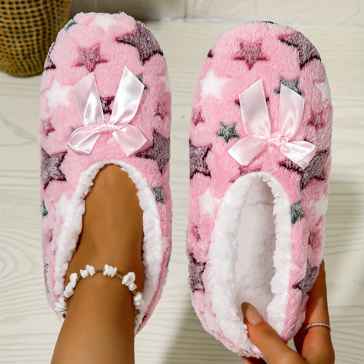 

Thickened And Fleece Adult Floor Shoes, Non-slip Indoor Home Shoes, Warm Early Education Garden Carpet Shoes