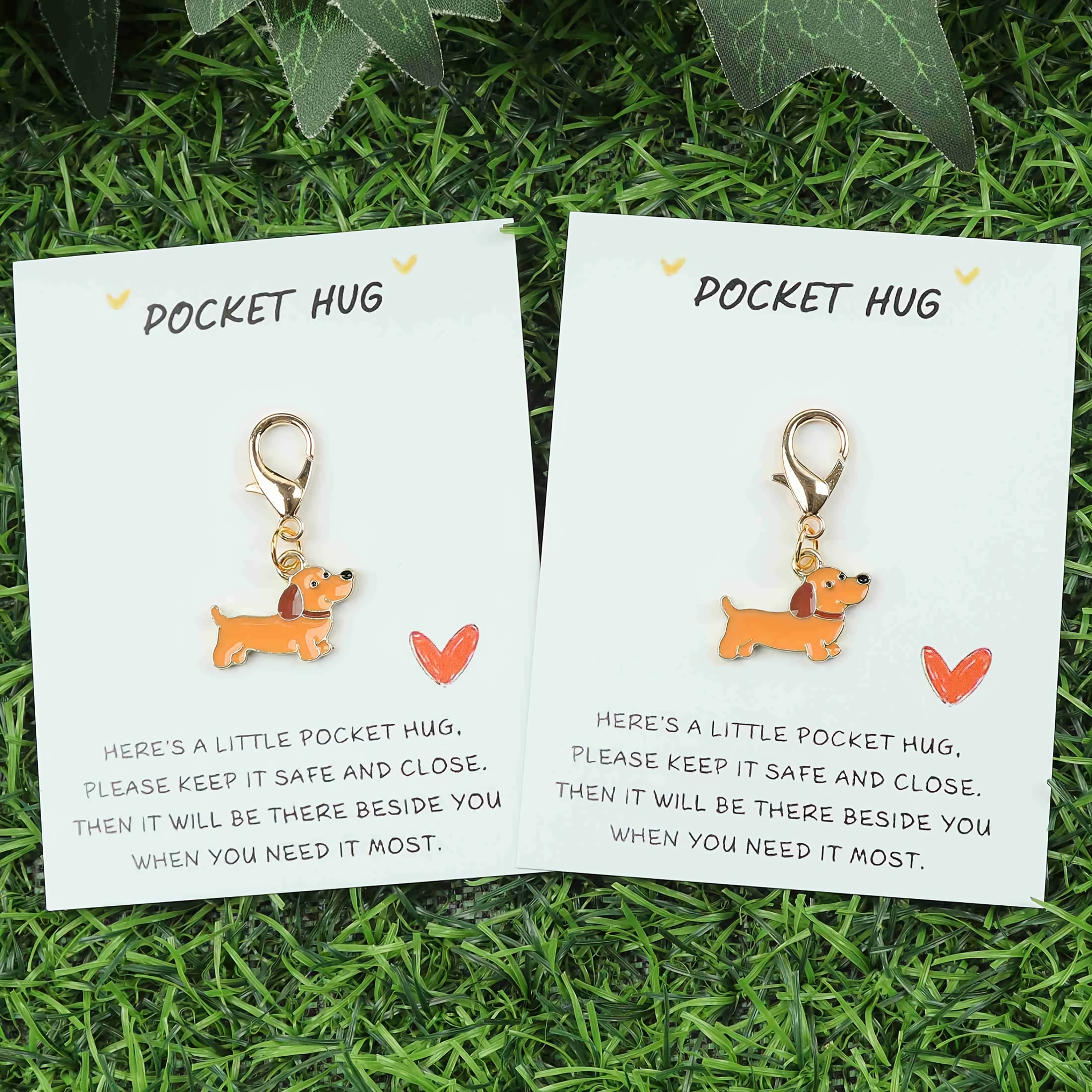 1pc/2pcs Cute Dachshund Keychain, The Dog Is Orange, With A And . The Card Conveys A Warm Sentiment Of Companionship, Making It Suitable For Gifting To Care