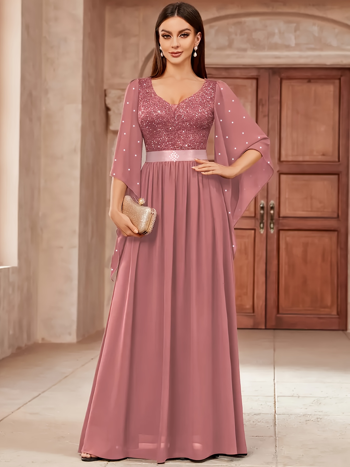 Elegant Women's V-neck Lace-trimmed Chiffon Banquet Gown, Suitable for Parties, Dinners, and Weddings