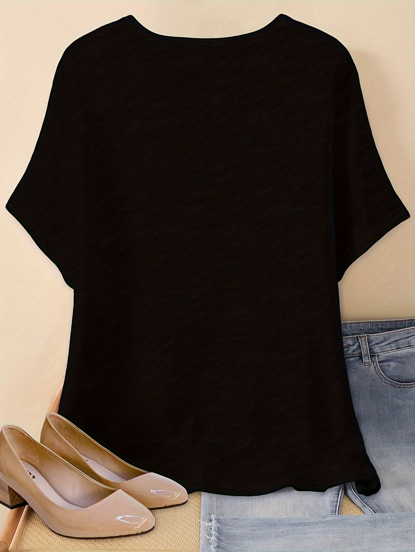 Plus Size Basic Solid Crew Neck T-Shirt, Casual Short Sleeve T-Shirt For Spring & Summer, Women's Plus Size Clothing