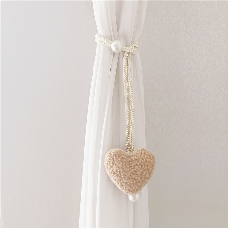 Three-Dimensional Plush Heart Pearl Curtain Tieback