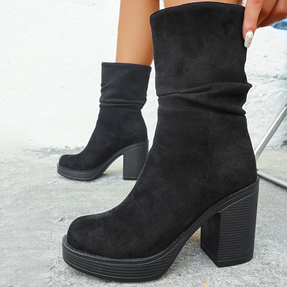 

Women's Mid- - -on, , Round Toe, , , - , Pattern