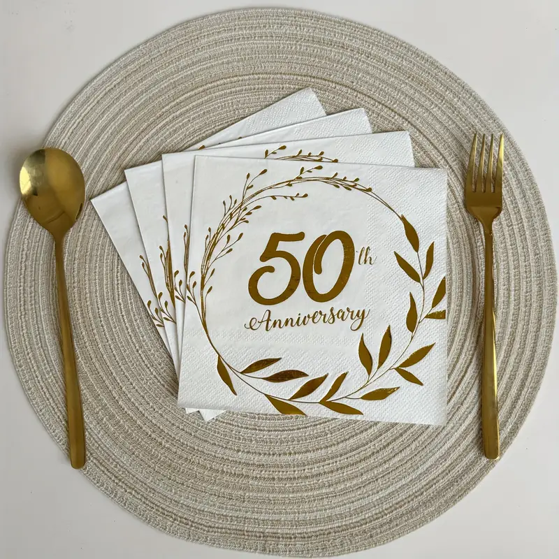 Servilletas Blancas Con Lineas Doradas Pequeñas - Tienda