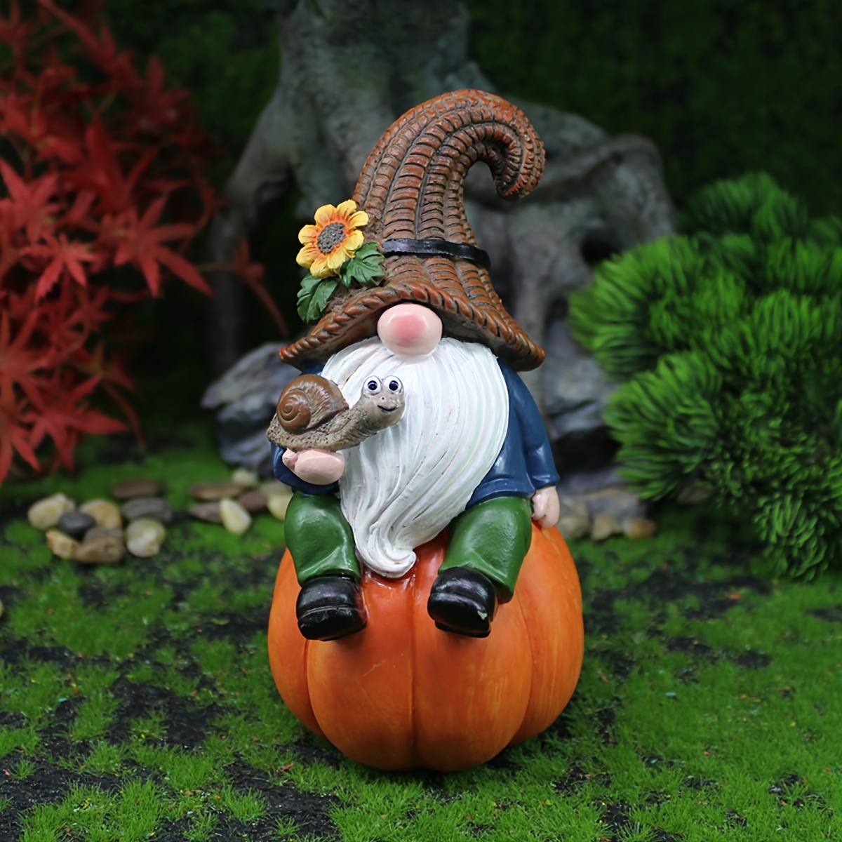 

Charming Resin Gnome & Pumpkin Garden Decor - Versatile Indoor/outdoor Harvest Festival Ornament