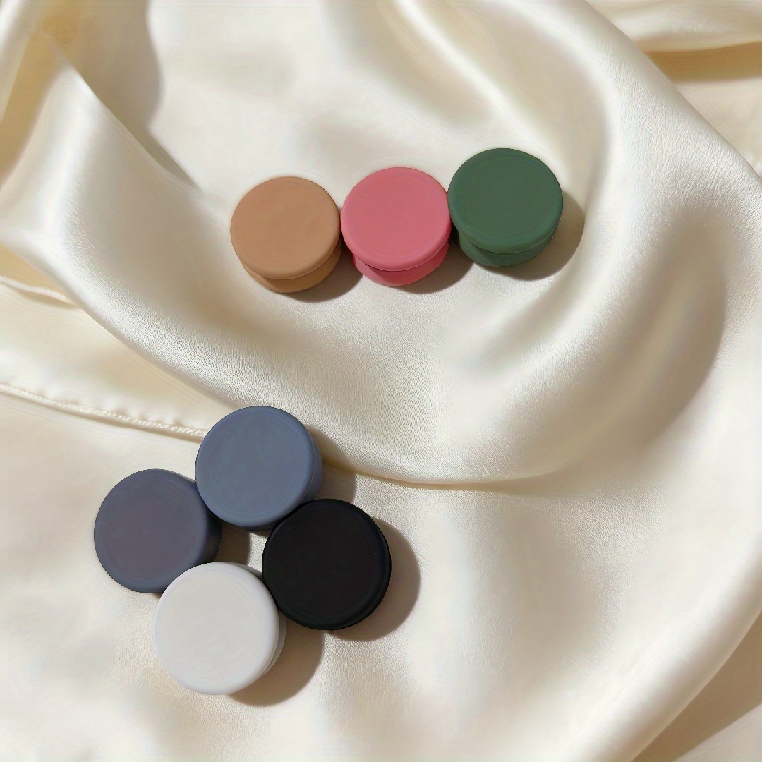 Image of 7pcs Set Of No-sew Clips For Clothing And Scarves, Are Ideal For Styling And Securing Shawls, Headscarves And Scarves, Preventing With Low Necklines. Are Lovely Wardrobe And Perfect Festival Gifts