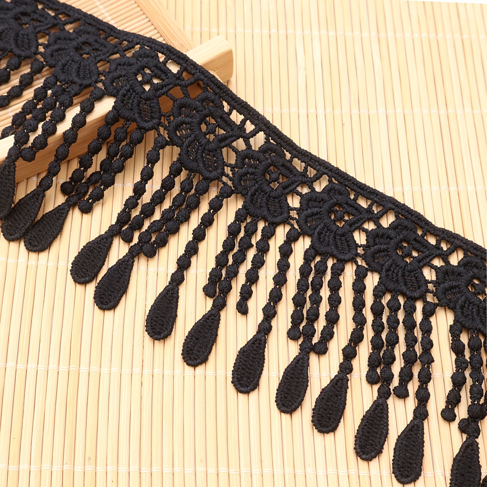TEMU 1 yard de garniture à pompons en dentelle de Venise, ruban en dentelle florale pour couture de robe, décoration de mariage