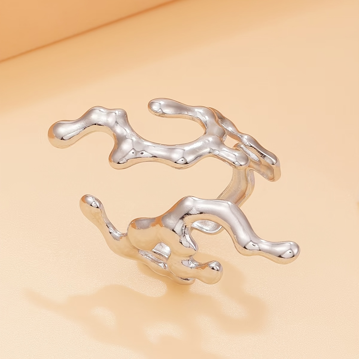 Stylish Trendy Artistic Temperament Versatile Liquid Feel Stainless Steel , Perfect As A Small Gift