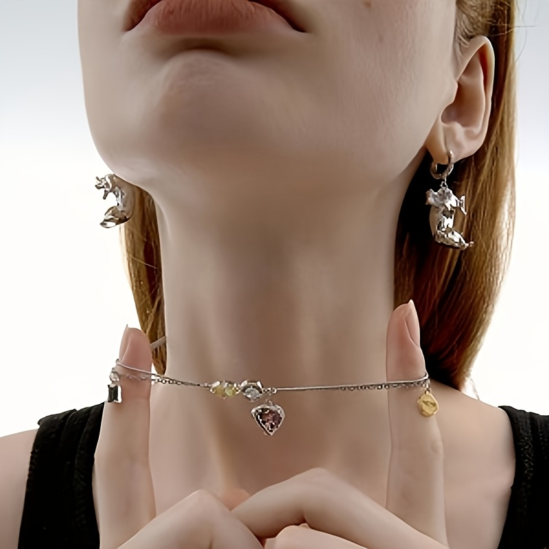Vintage-style Double-layer Heart-shaped Collarbone Chain Necklace