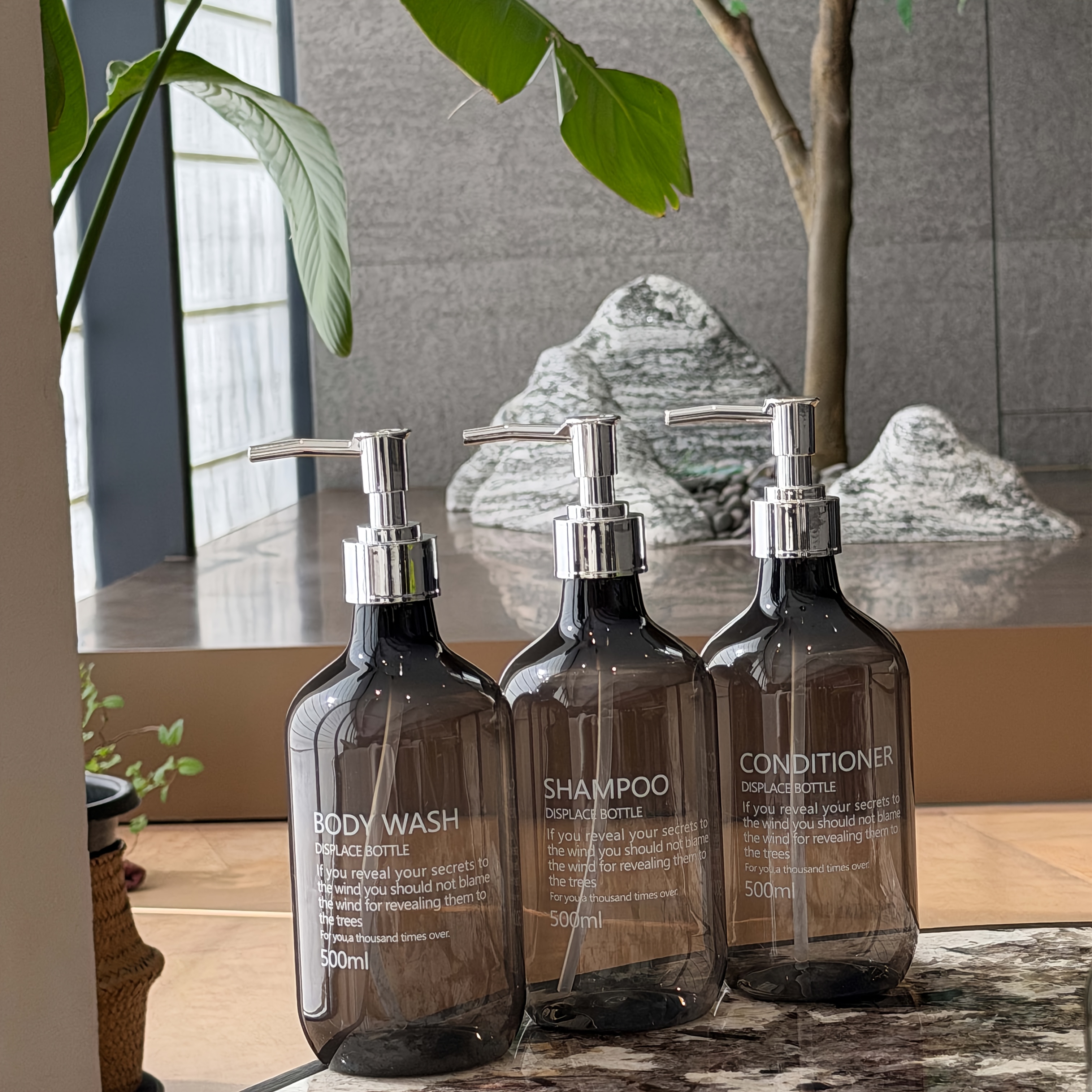 TEMU 3 Stück ------ 500ml Große Kapazität Leere Flaschen, Bedruckte Plastikflaschen, Transparent Schwarz, mit Langem Silbernen Pumpenkopf, Shampoo